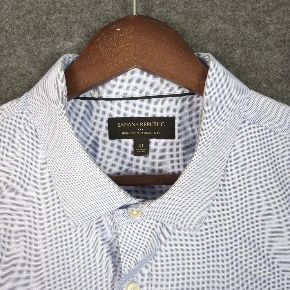 Banana Republic Mens XL Non-Iron Standard Fit Blue Micro Check Button Down Shirt